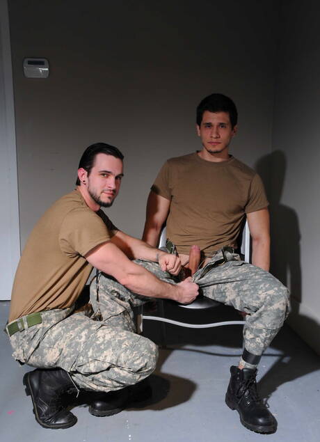 Military Gay Men Pics
